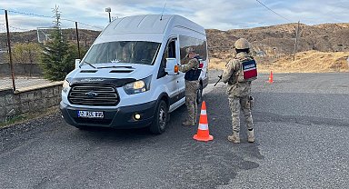 Bingöl'de okul çevreleri ve servis araçları denetlendi