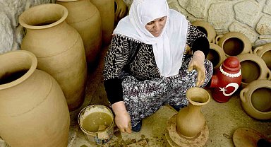 Bitlis'te asırlık çanak çömlek geleneği sürüyor