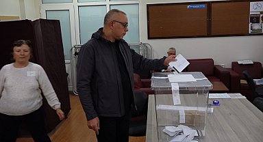 Bulgaristan seçimleri için Türkiye'deki çifte vatandaşlar sandık başında
