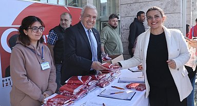 Bursa Nilüfer Atatürk posterleriyle donanıyor