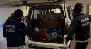Bursa'da tarihi uyuşturucu operasyonu...Binlerce kişiyi zehirlenmekten kurtardılar