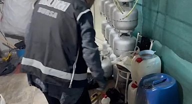 Bursa'da sahte içki imalathanesine baskın! 4 ton ele geçirildi
