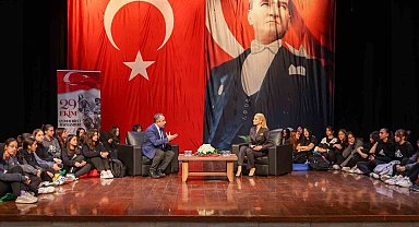 Büyükşehir'den "Cumhuriyet'e Giden Yol" söyleşisi
