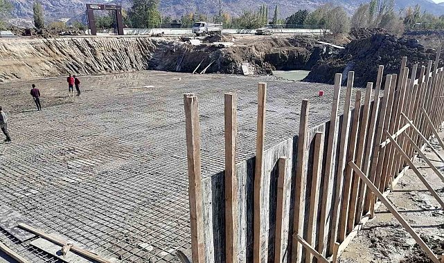 Büyükşehirden Göksun'a 36 metrelik yeni köprü