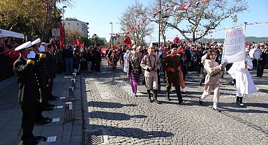 Çanakkale'de 29 Ekim coşkuyla kutlandı