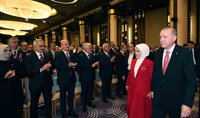 Cumhurbaşkanı Erdoğan: "Yeniden ve daha güçlü bir başlangıcın arifesindeyiz"