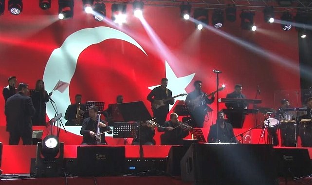 Cumhuriyet Bayramının 101'inci yılı Gaziosmanpaşa'da coşkuyla kutlandı