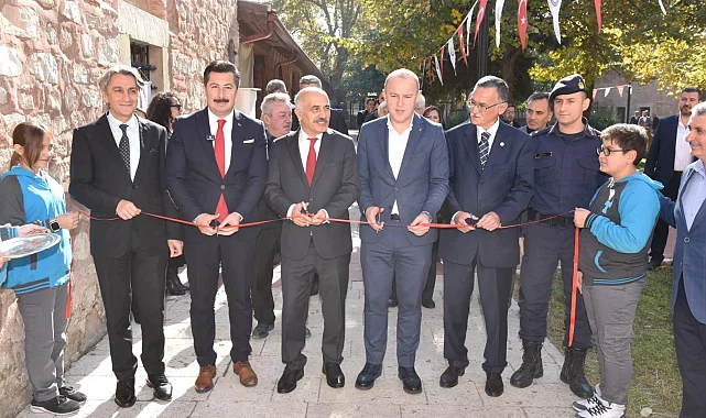 Cumhuriyet coşkusu Yenişehir'i sardı