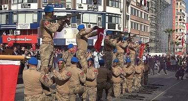 Denizli'de Cumhuriyetin 101. yılı coşkuyla kutlandı