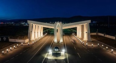 EBYÜ 9 basamak yükseldi