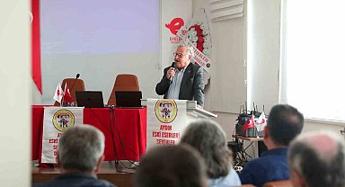 Efeler'den Cumhuriyet Bayramı'nda anlamlı söyleşi