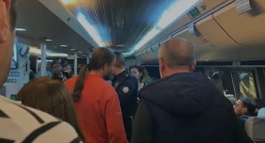 Eminönü-Bursa feribotunda bomba ihbarı