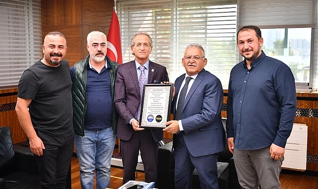 Esnaf ve Sanatkârlar Derneği'nden Başkan Büyükkılıç'a Gastronomi Günleri ve Kitap Fuarı teşekkürü