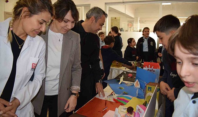 Gaziantep Kolej Vakfı'nda dikkat çeken sergi