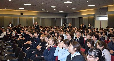 GKV'de teknoloji bağımlılığı, teknolojiyi bilinçli kullanma ve siber suçlar semineri