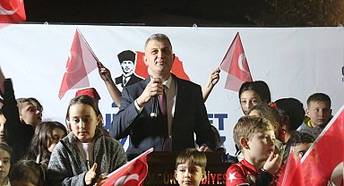 Gölcük halkı Cumhuriyet'in 101. yılını coşku ile kutladı