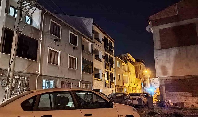 Halı silkelerken terastan düştü