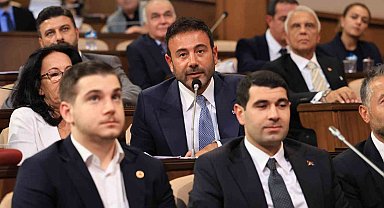İBB Meclisi'nde Beşiktaş Belediye Başkanı Akpolat, Balmumcu - Dikilitaş imar planını konuştu