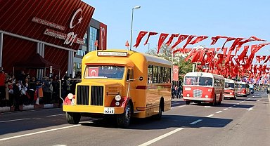 İETT'den nostaljik kortej