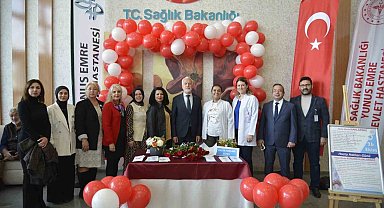 İl Sağlık Müdürü Bildirici hasta hakları stantlarını ziyaret etti