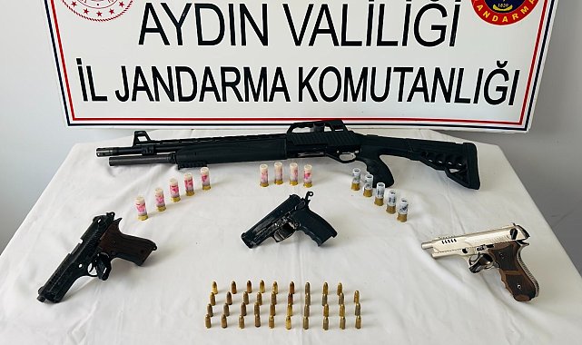 İncirliova'da ruhsatsız silah ele geçirildi