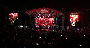 İnegöl ve Yıldırım'da 29 Ekim coşkusu