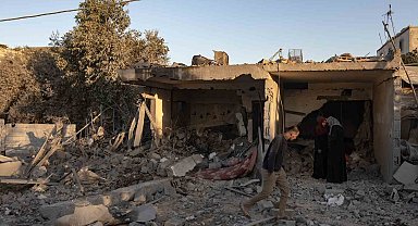 İsrail Gazze Şeridi'nde yerleşim bölgelerini hedef aldı: 78 ölü