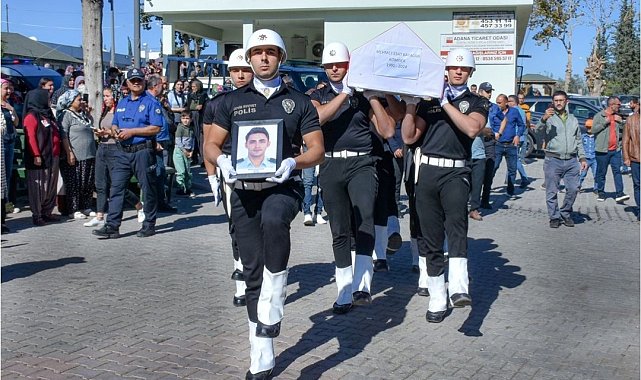 İstanbul'da hayatını kaybeden komiser Adana'da toprağa verildi
