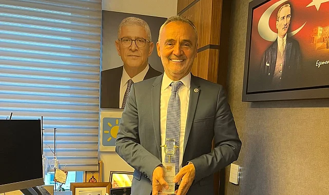 İYİ Parti'nin Ağustos ayında en başarılı milletvekili Prof. Dr. Mehmet Akalın seçildi