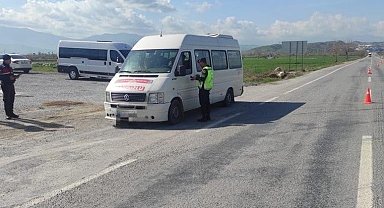 Jandarma ekipleri 2 bin 24 şahsı sorguladı