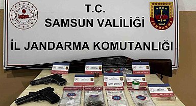 Jandarma ekipleri silah, mühimmat ve uyuşturucu madde ele geçirdi