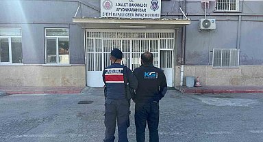 Kasten yaralama suçundan aranan şahsı jandarma yakaladı