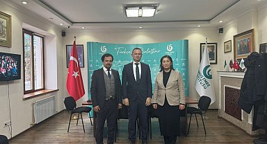 Kazakistan'da Anadolu Üniversitesi Açıköğretim Sistemi tanıtıldı