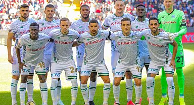 Konyaspor'da 3 santrfor, tek gol