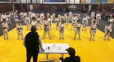 Körfezli gençler kuşak sınavında ter döktü