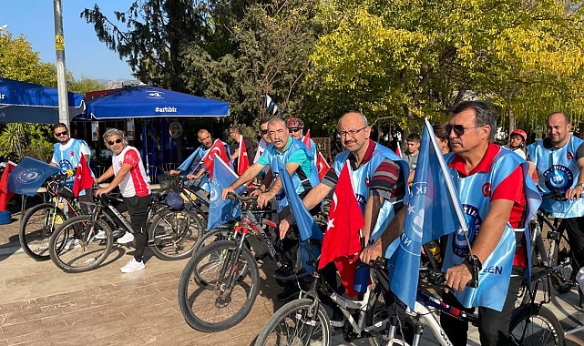 Köyceğiz'de Cumhuriyet Bayramı'nı pedal çevirerek kutladılar
