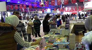 Malatya'da Anadolu Kitap ve Kültür Fuarı'na yoğun ilgi
