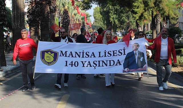 Manisa Lisesi'nden 140'ıncı yıla görkemli kutlama