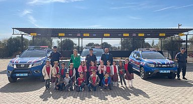 Miniklere jandarma teşkilatı tanıtıldı