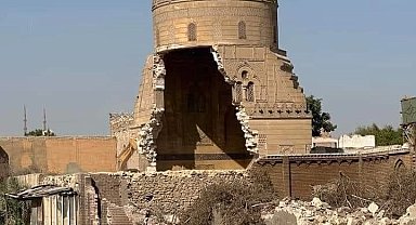 Mısır'da Osmanlı mirası türbe otoyol için yıkıldı 