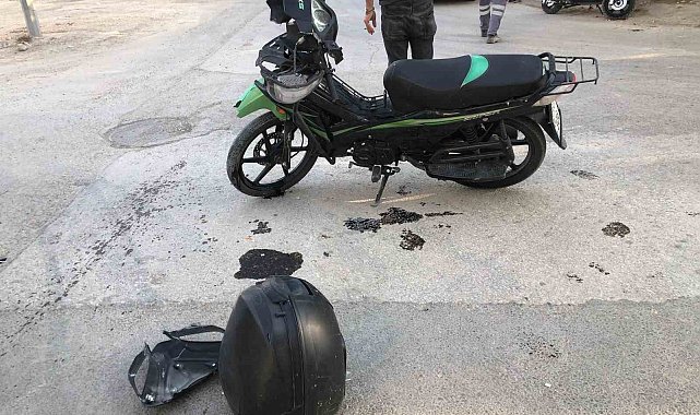 Motosiklet ile otomobil çarpıştı: 1 yaralı