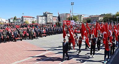 Muş'ta Cumhuriyetin 101. yıl coşkusu