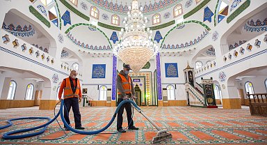 Nilüfer'de ibadethanede detaylı temizlik