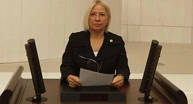 Nurten Yontar'dan TBMM'deki cesur farkındalık eylemi halen gündem
