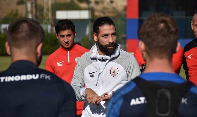 Olcay Şahan: "Oyuncularımla gurur duyuyorum"