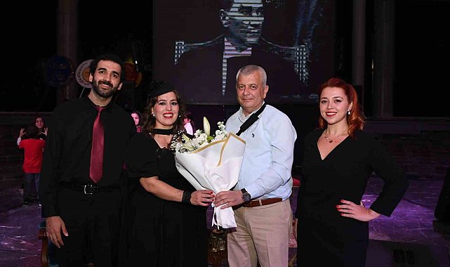 Osmangazi Belediyesi'nden milli duyguları kabartan müzikal