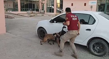 Osmaniye'de durdurulan otomobilde 33 kilo 400 gram uyuşturucu çıktı