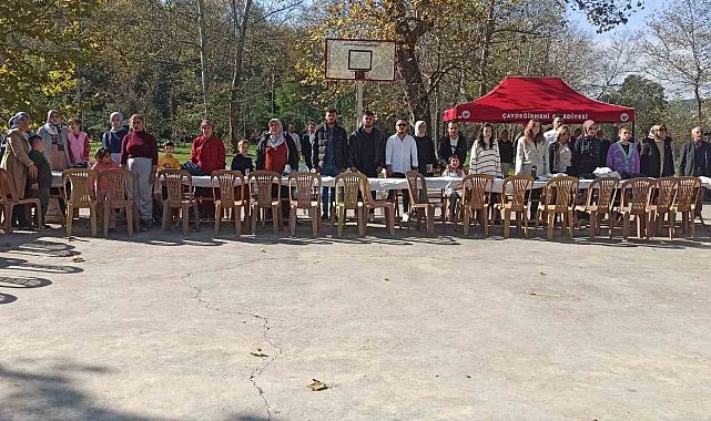 Otizmli bireyler etkinlikte bir araya geldi