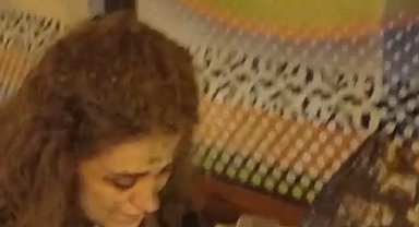 Pendik'te mikser aracının hortumu patladı: 2 yaşındaki çocuk ve annesi çimentoya bulandı