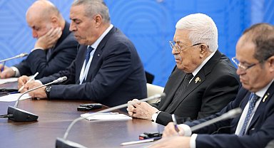 Putin, Filistin Devlet Başkanı Abbas ile görüştü